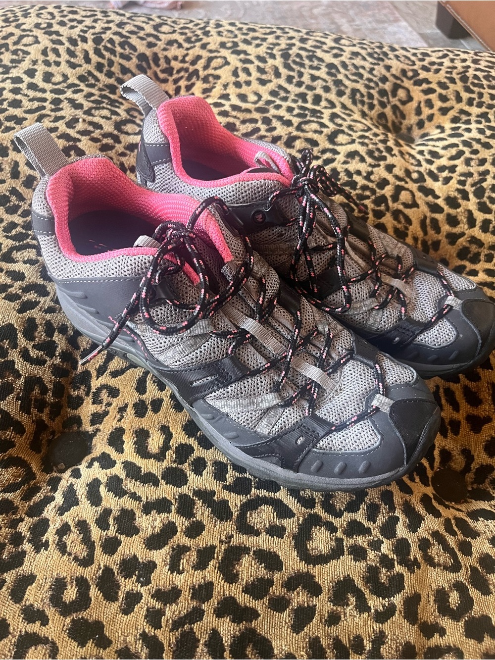 MERRELL Siren Hiking Trail Shoes Women Sz 9  Black/Pink